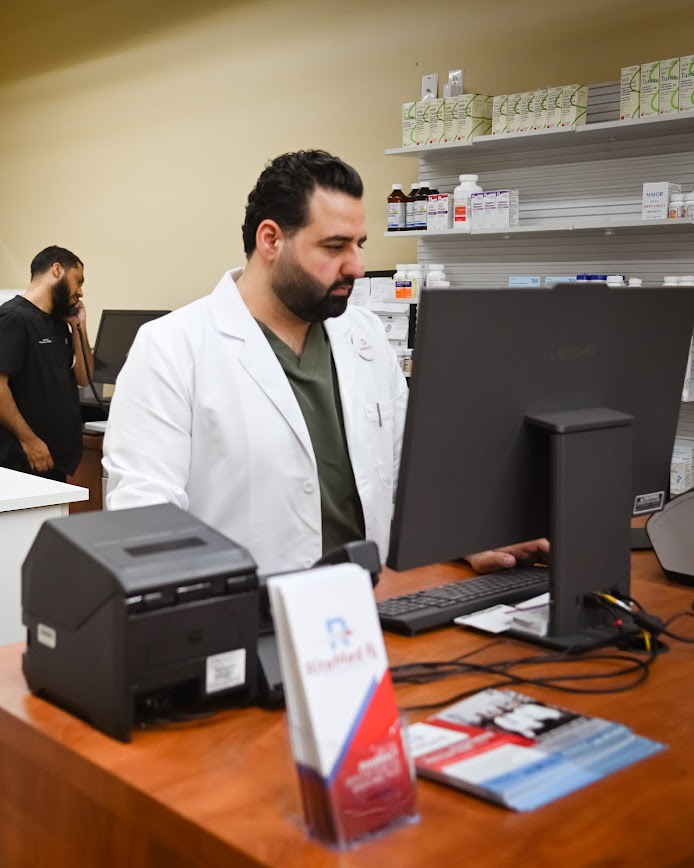 best pharmacy on Auburn Ave in Pontiac
